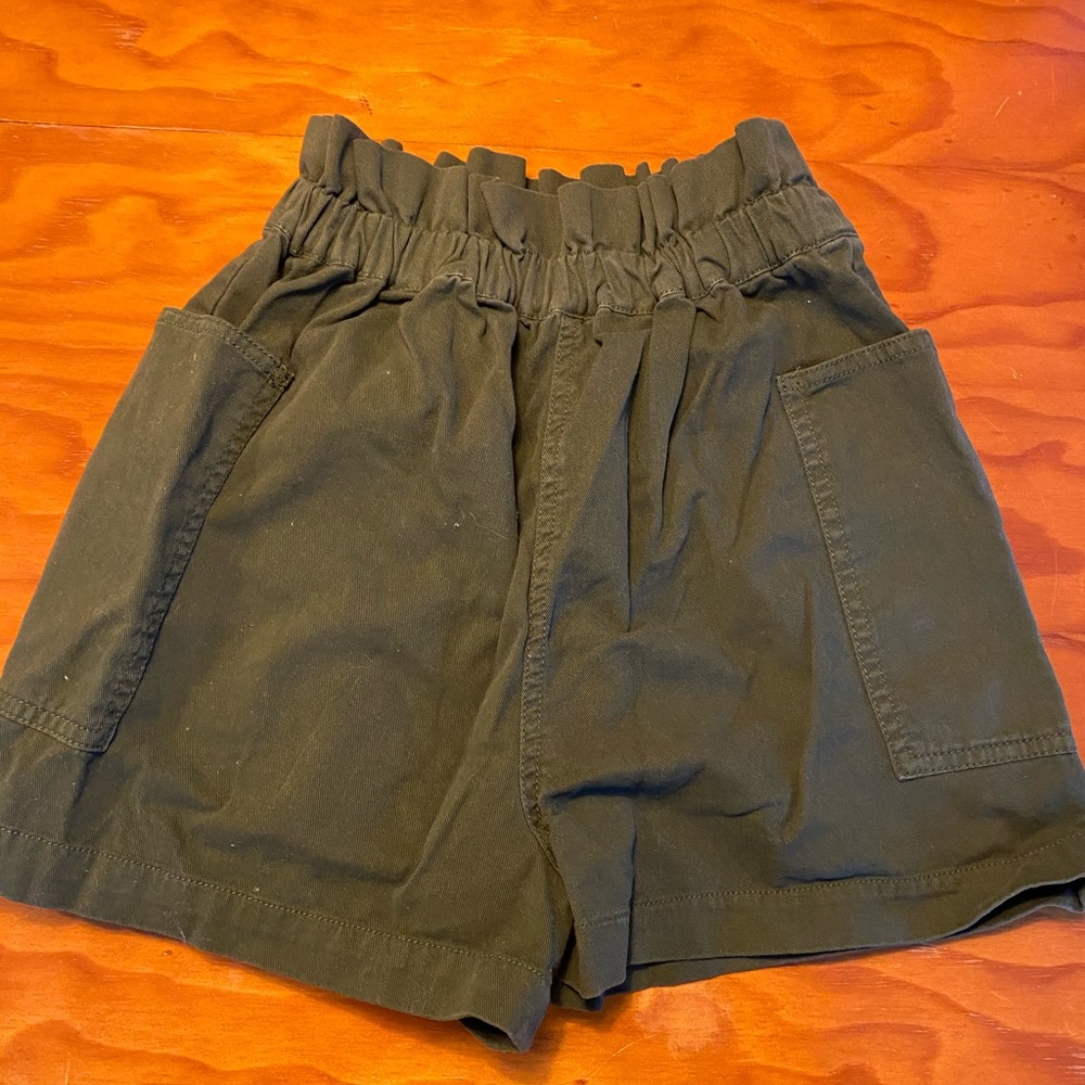 Scrunch shorts